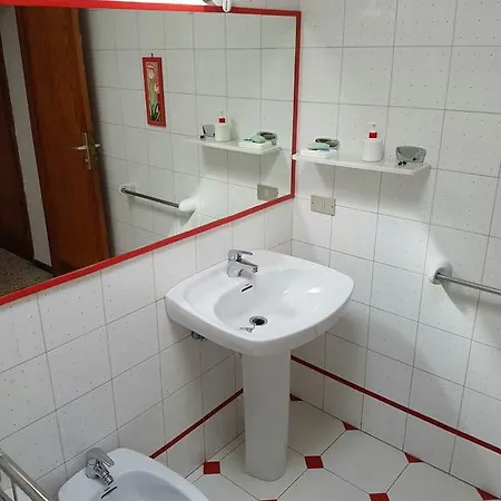 Apartament Front Line Apartment