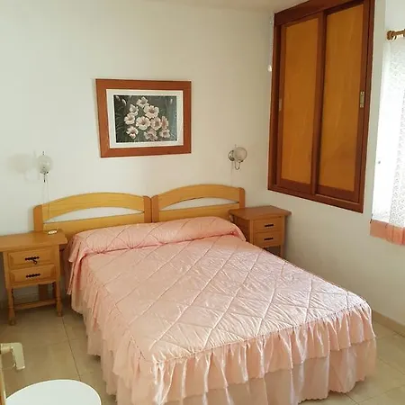 Front Line Apartment Apartament Puerto del Carmen (Lanzarote)